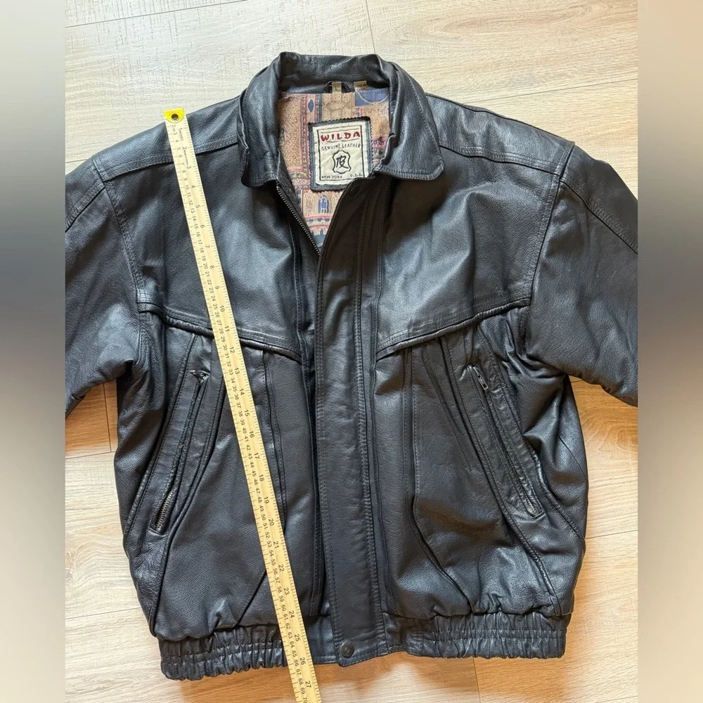 Wilda Vintage Men’s Black Genuine Leather Bomber Jacket L Lined Zip Front - Picture 10 of 13
